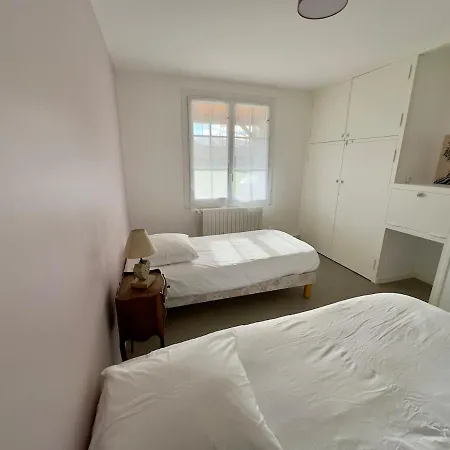 Holiday home Charmante Proche Vichy