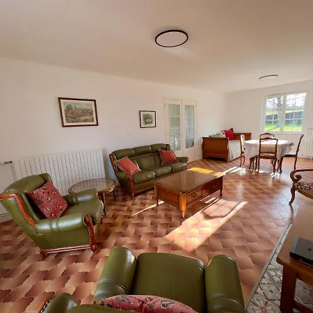 Charmante Proche Vichy